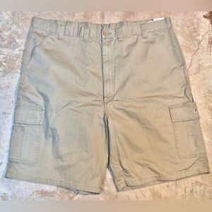 Wrangler Cargo Khaki Shorts Mens Size 46 Loose Fit Khaki Cotton ~ NWT ~ 60LNWCA